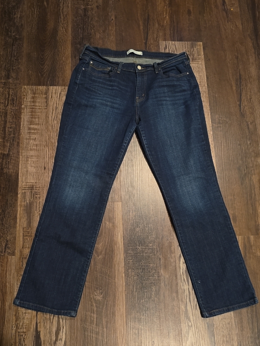 Levi's Indigo Straight-Leg Women's Jeans, sz 14m, faux flap back pockets